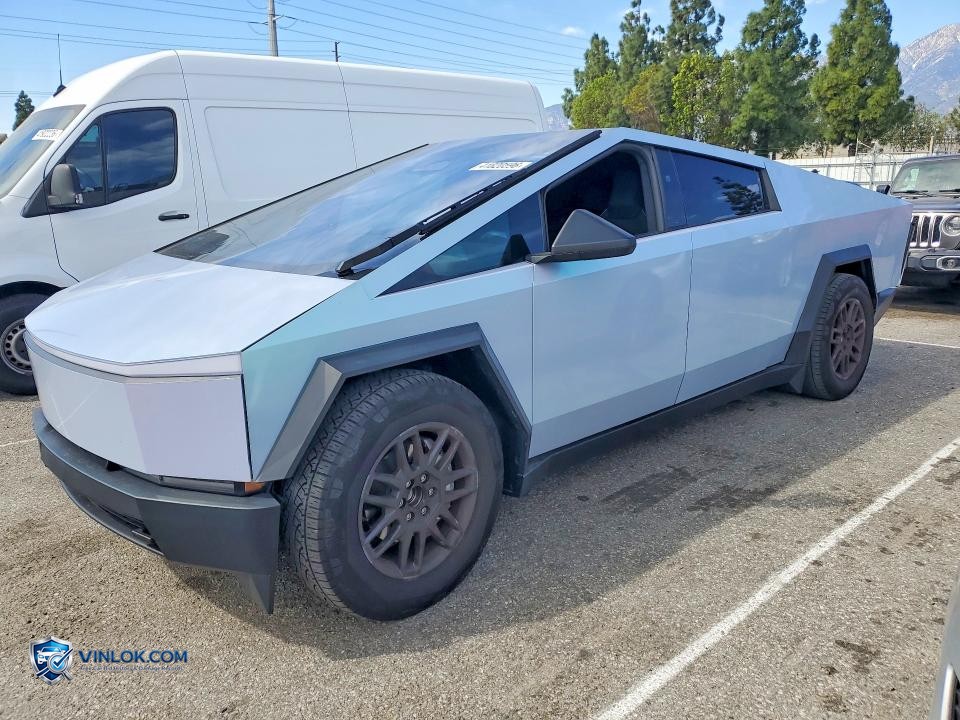 2024 TESLA CYBERTRUCK – Lot 41820596 auction photo