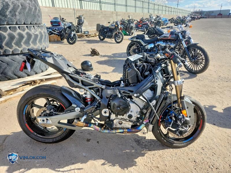 2025 BMW S 1000 RR – Lot 45671496 auction photo