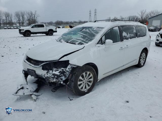 2019 CHRYSLER PACIFICA TOURING L – Lot 46038285 auction photo