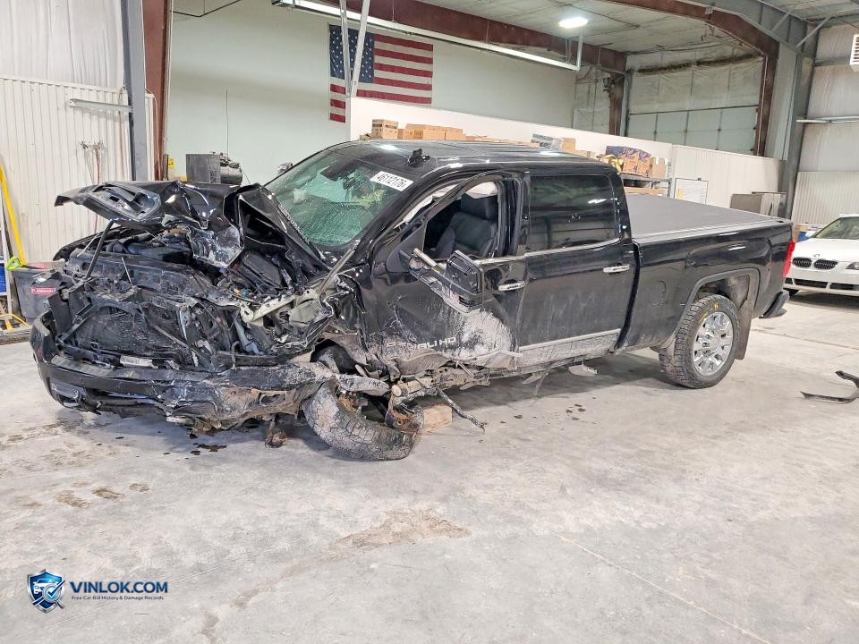 2018 GMC SIERRA K2500 DENALI – Lot 46112176 auction photo