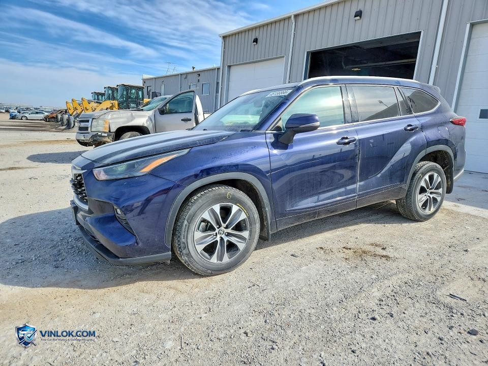 2022 TOYOTA HIGHLANDER XLE – Lot 46156866 auction photo
