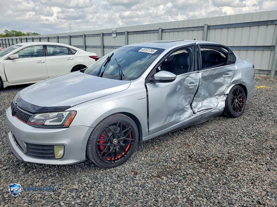 2014 VOLKSWAGEN JETTA GLI – Lot 46161756 auction photo