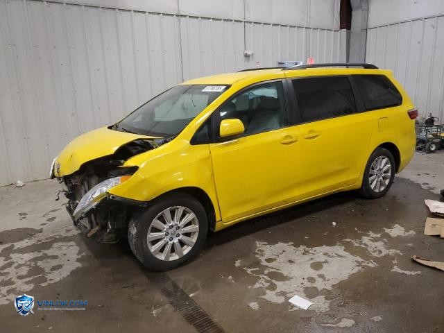 2015 TOYOTA SIENNA LE – Lot 46285936 auction photo