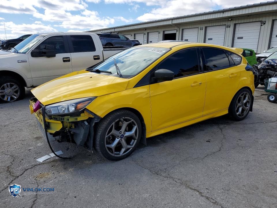2017 FORD FOCUS ST – Lot 46478036 auction photo
