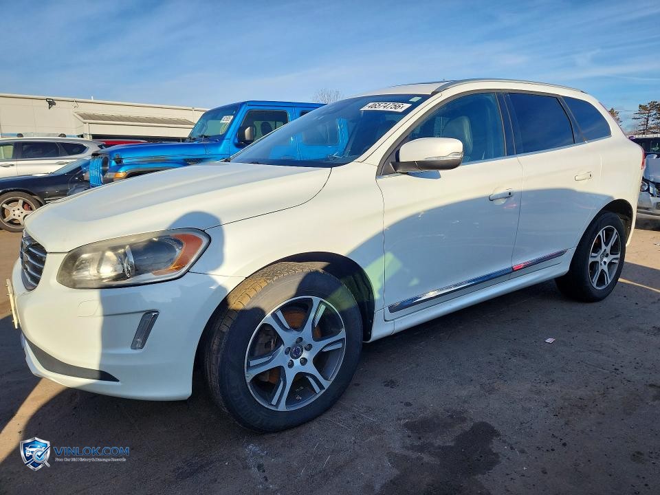 2015 VOLVO XC60 T6 PLATINUM – Lot 46574756 auction photo