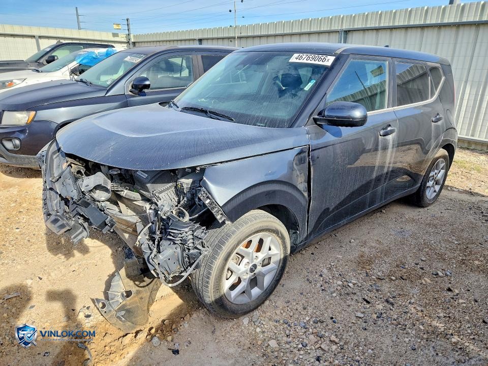 2025 KIA SOUL LX ** R & D * CLN TITLE * REPO ** – Lot 46769066 auction photo