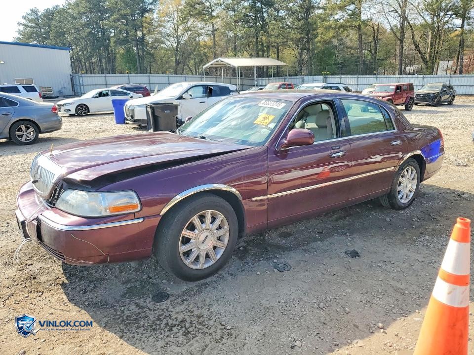 2007 LINCOLN TOWN CAR – Lot 46855246 auction photo