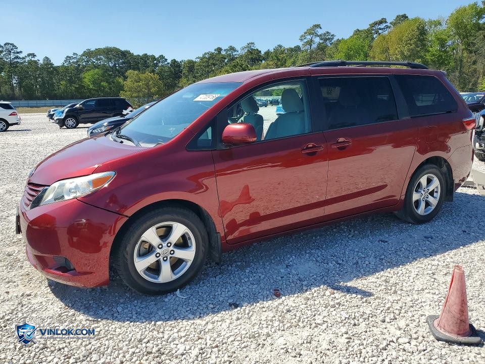 2016 TOYOTA SIENNA LE 8-PASSENGER – Lot 47009166 auction photo