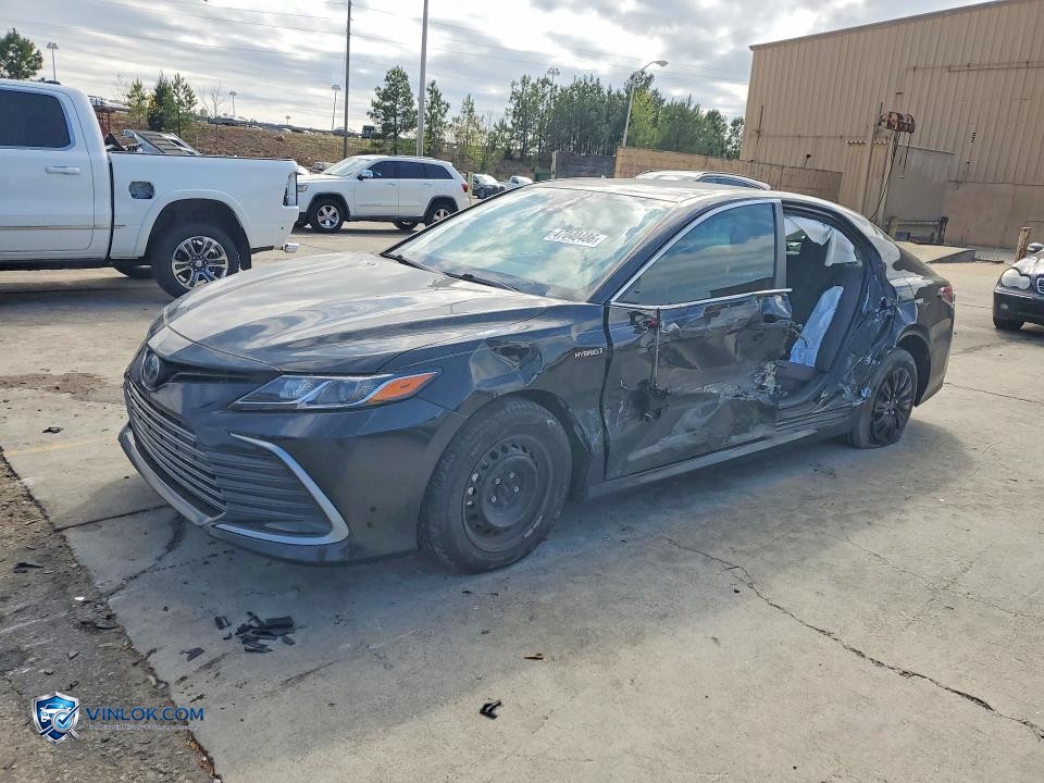 2021 TOYOTA CAMRY HYBRID LE – Lot 47040486 auction photo