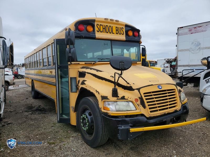 2012 BLUEBIRD VISION - SCHOOL BUS – Lot 47049486 auction photo