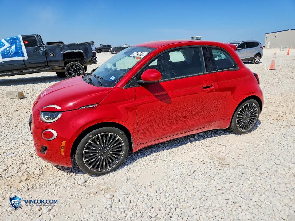 2024 FIAT 500 E RED – Lot 47140096 auction photo