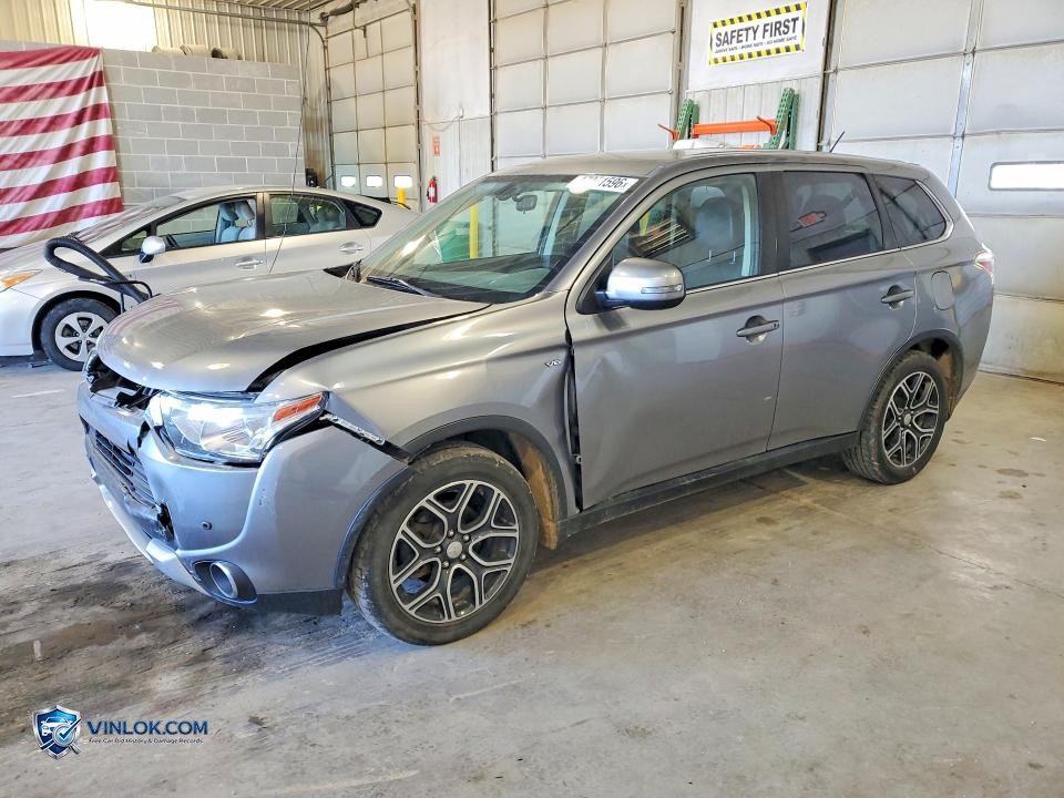 2015 MITSUBISHI OUTLANDER GT – Lot 47371596 auction photo