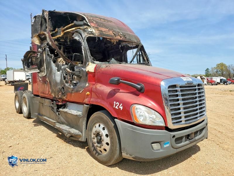 2018 FREIGHTLINER CASCADIA 125 SEMI TRUCK – Lot 47536686 auction photo