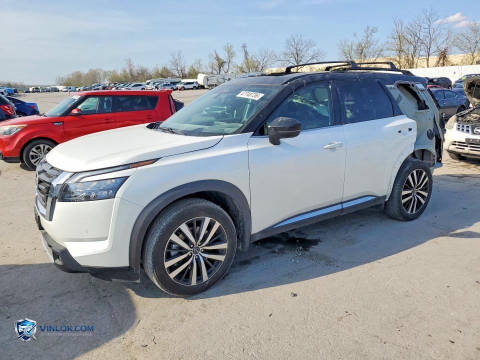 2025 NISSAN PATHFINDER PLATINUM – Lot 47748736 auction photo