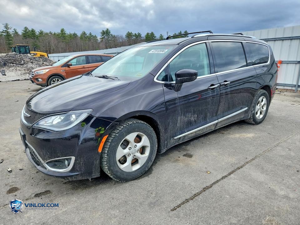 2017 CHRYSLER PACIFICA – Lot 47910996 auction photo
