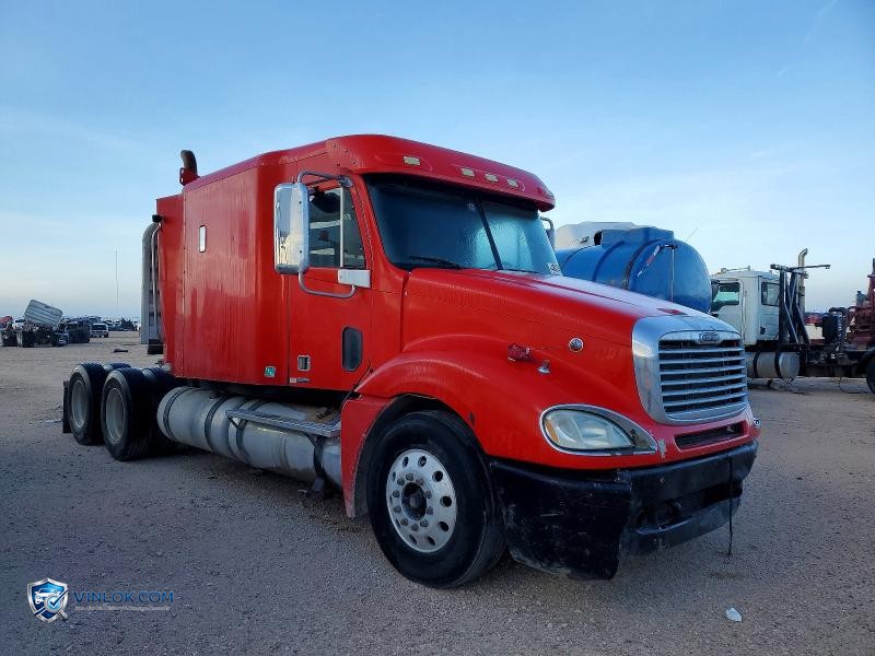 2007 FREIGHTLINER COLUMBIA 120 SEMI TRUCK – Lot 48074596 auction photo