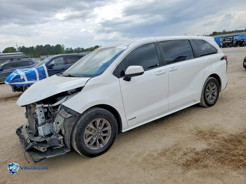 2021 TOYOTA SIENNA LE 8-PASSENGER – Lot 48127156 auction photo