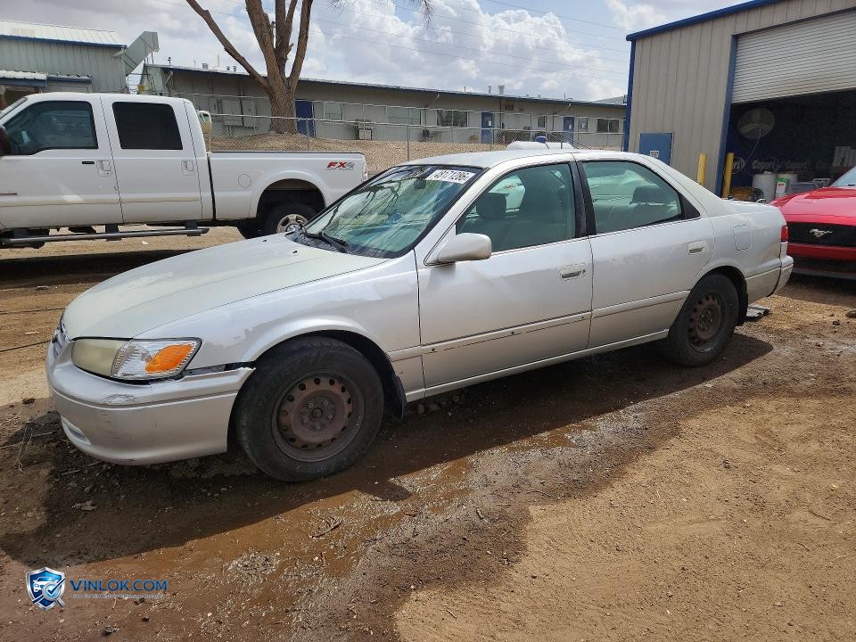 2000 TOYOTA CAMRY LE – Lot 48171286 auction photo