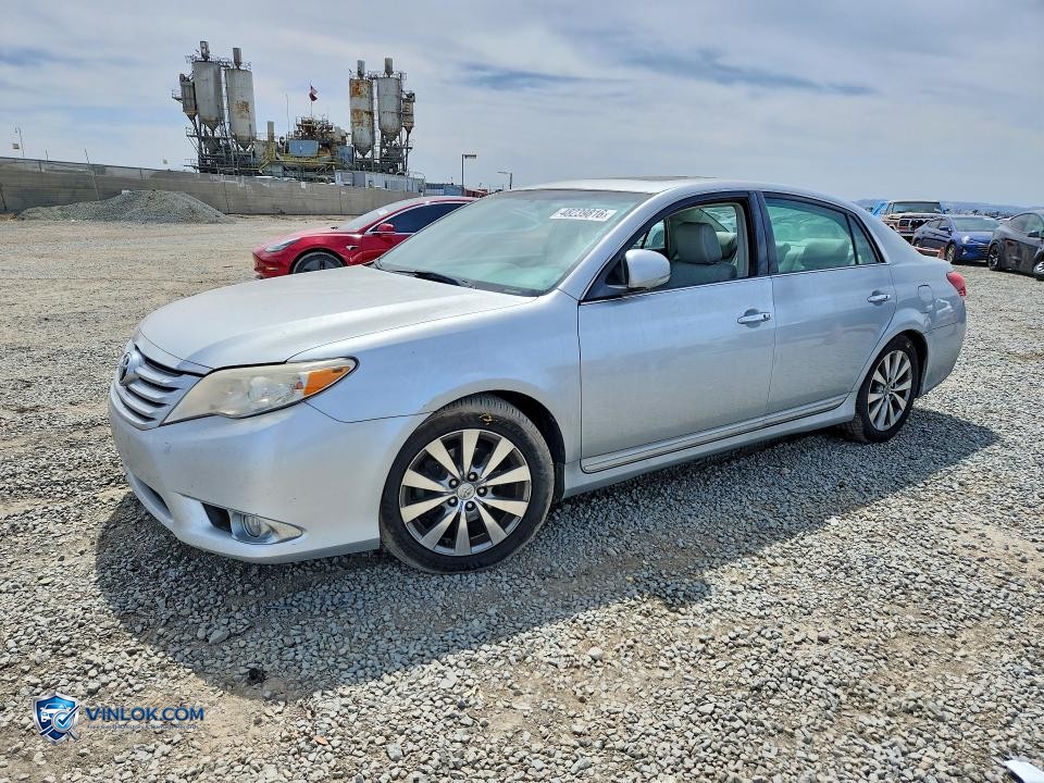 2011 TOYOTA AVALON LIMITED – Lot 48239816 auction photo