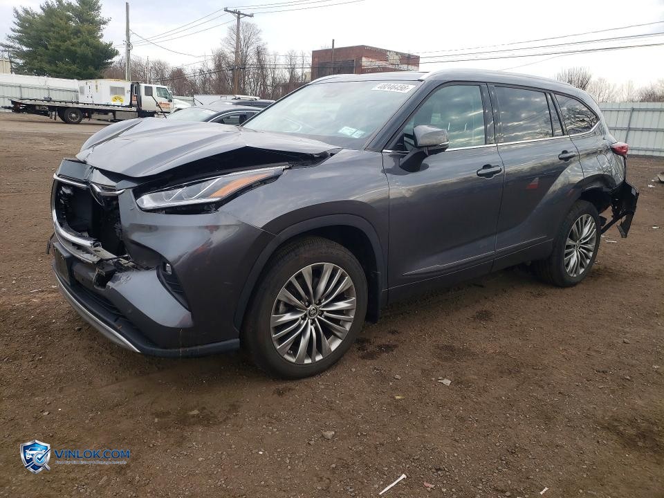 2020 TOYOTA HIGHLANDER PLATINUM – Lot 48246456 auction photo