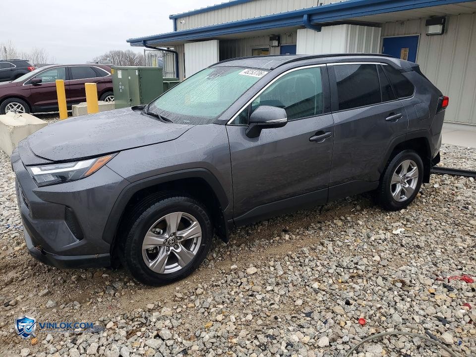 2025 TOYOTA RAV4 XLE – Lot 48253706 auction photo