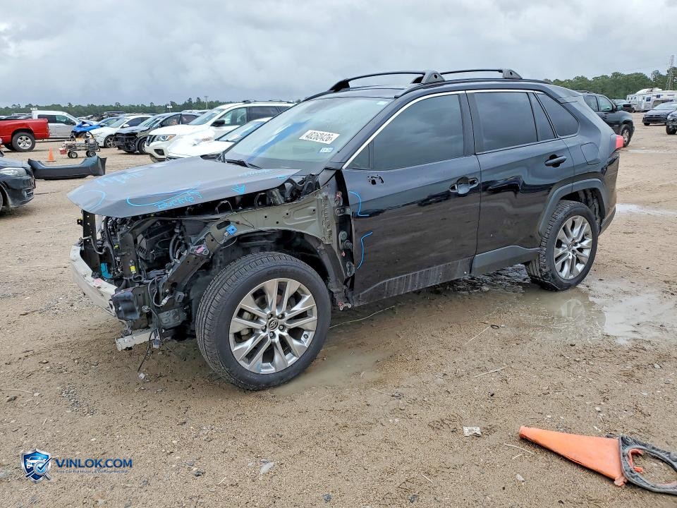 2019 TOYOTA RAV4 XLE PREMIUM – Lot 48260426 auction photo