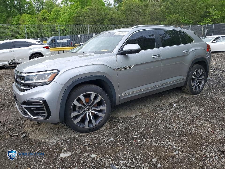 2020 VOLKSWAGEN ATLAS CROSS SPORT SEL R-LINE – Lot 48357196 auction photo