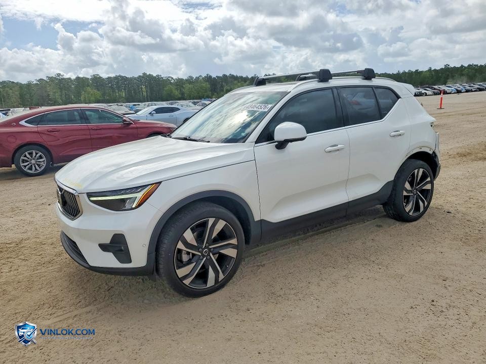 2024 VOLVO XC40 PLUS – Lot 48464526 auction photo