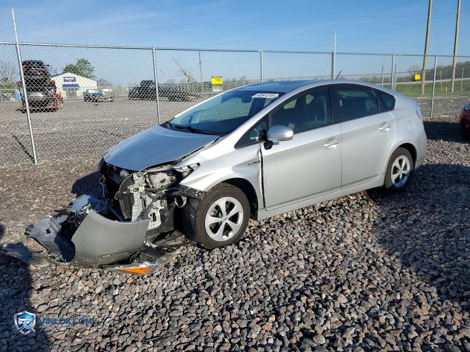 2013 TOYOTA PRIUS TWO – Lot 48541246 auction photo