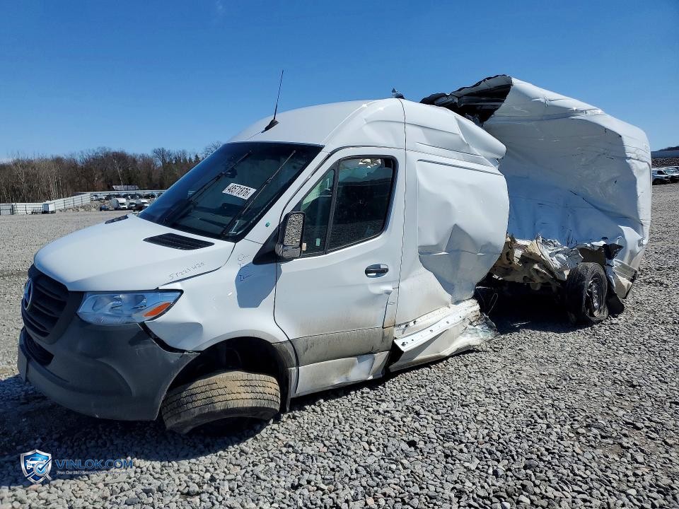 2025 MERCEDES BENZ SPRINTER 2500 DELIVERY VAN – Lot 48571876 auction photo
