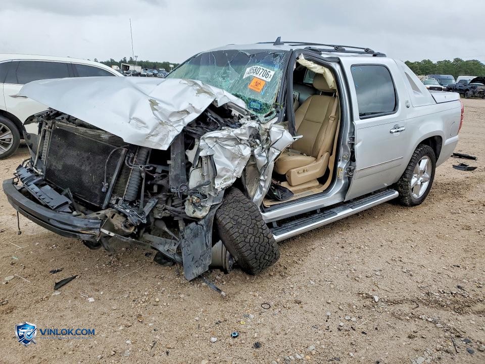 2013 CHEVROLET AVALANCHE LTZ – Lot 48580706 auction photo