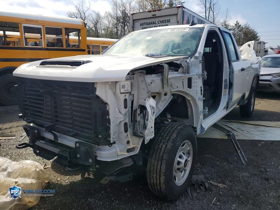 2024 CHEVROLET SILVERADO C2500 HEAVY DUTY – Lot 48616226 auction photo
