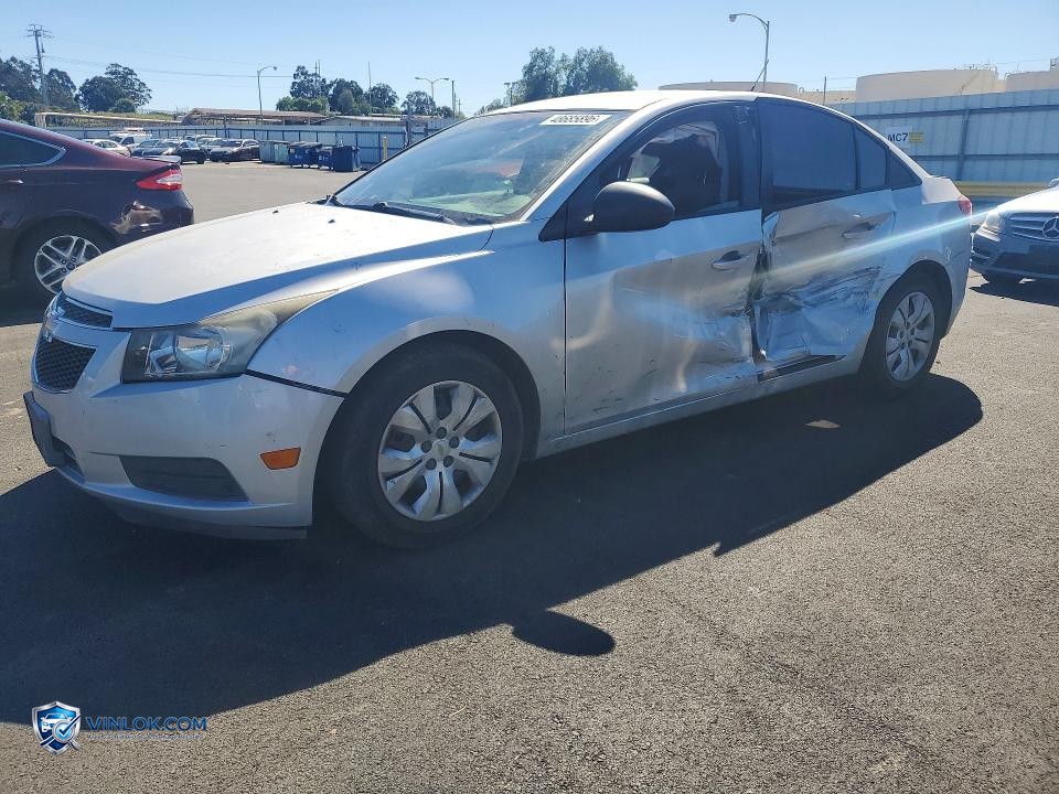 2013 CHEVROLET CRUZE LS – Lot 48685896 auction photo