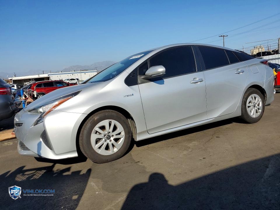 2017 TOYOTA PRIUS TWO – Lot 48782436 auction photo