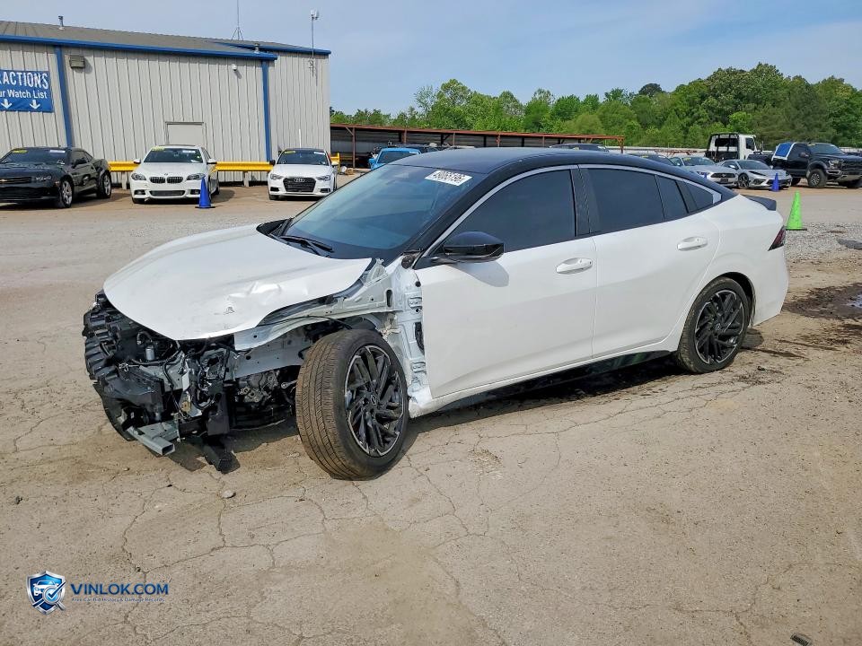 2026 NISSAN SENTRA SR – Lot 49065196 auction photo