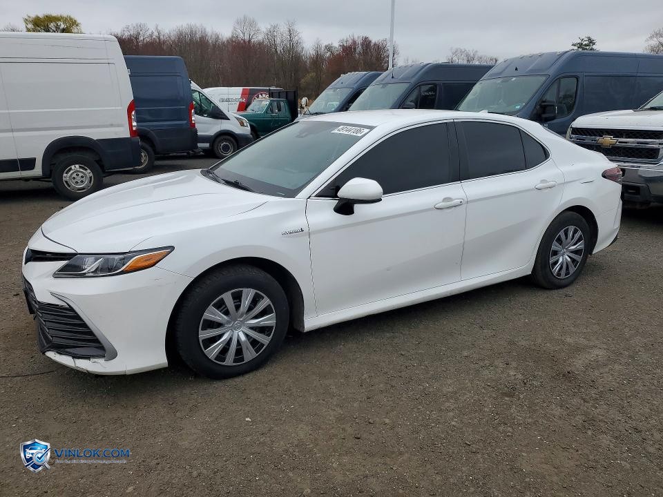 2021 TOYOTA CAMRY HYBRID LE – Lot 49144186 auction photo