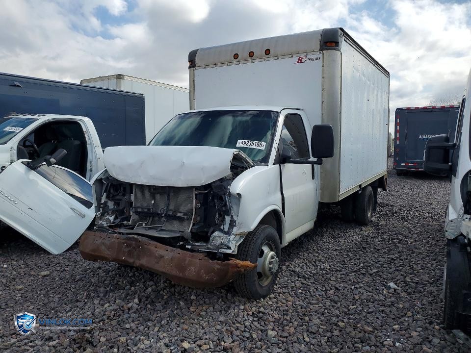 2005 CHEVROLET EXPRESS G3 - BOX TRUCK – Lot 49235186 auction photo