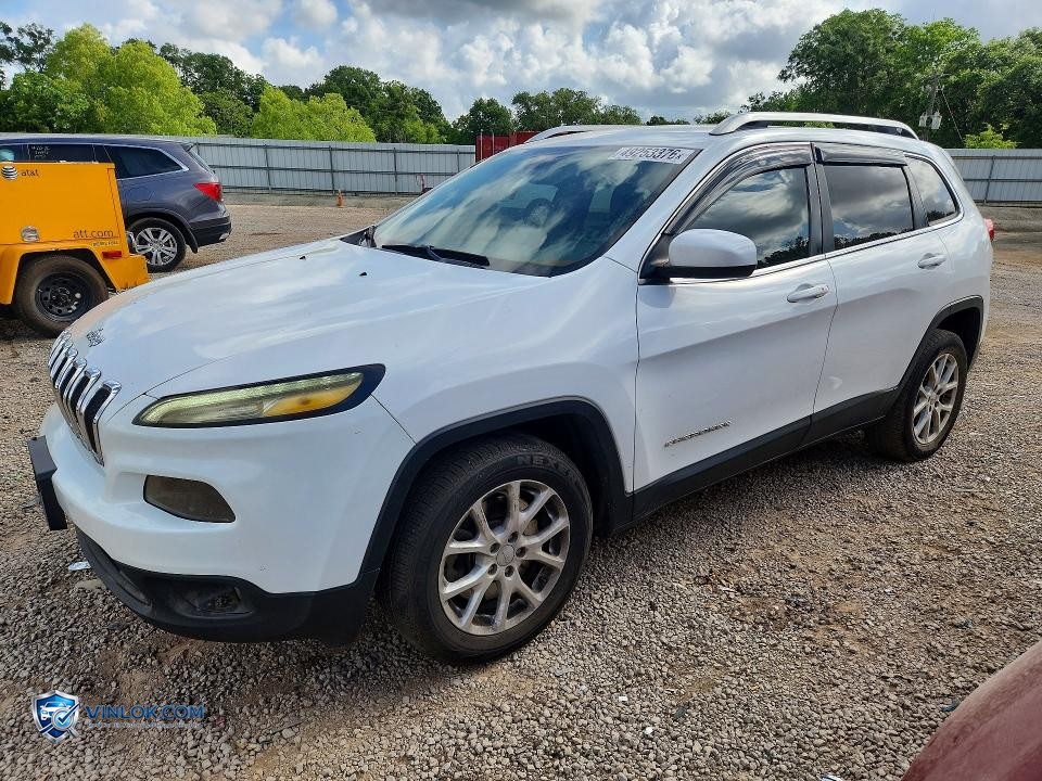 2015 JEEP CHEROKEE LATITUDE – Lot 49253376 auction photo