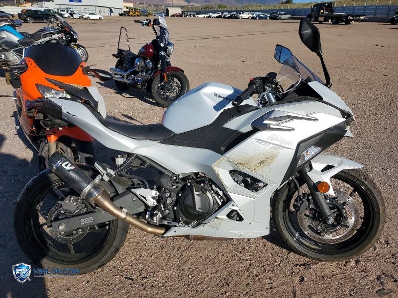 2025 KAWASAKI EX500 H – Lot 49300146 auction photo