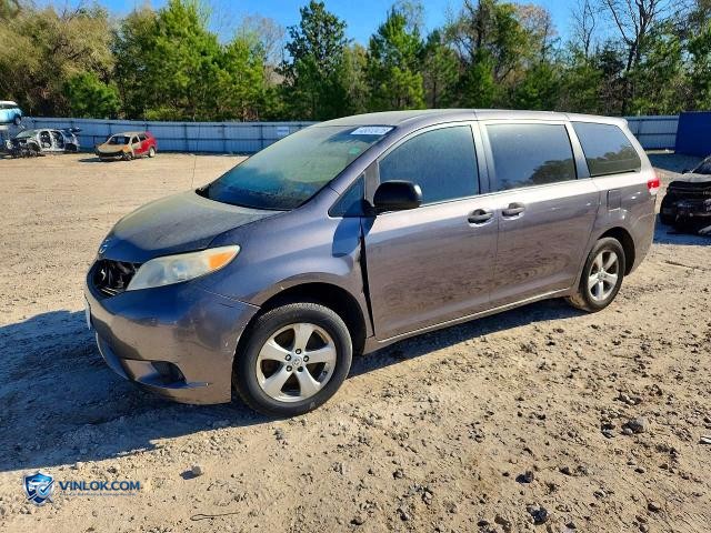 2011 TOYOTA SIENNA BASE – Lot 49311626 auction photo
