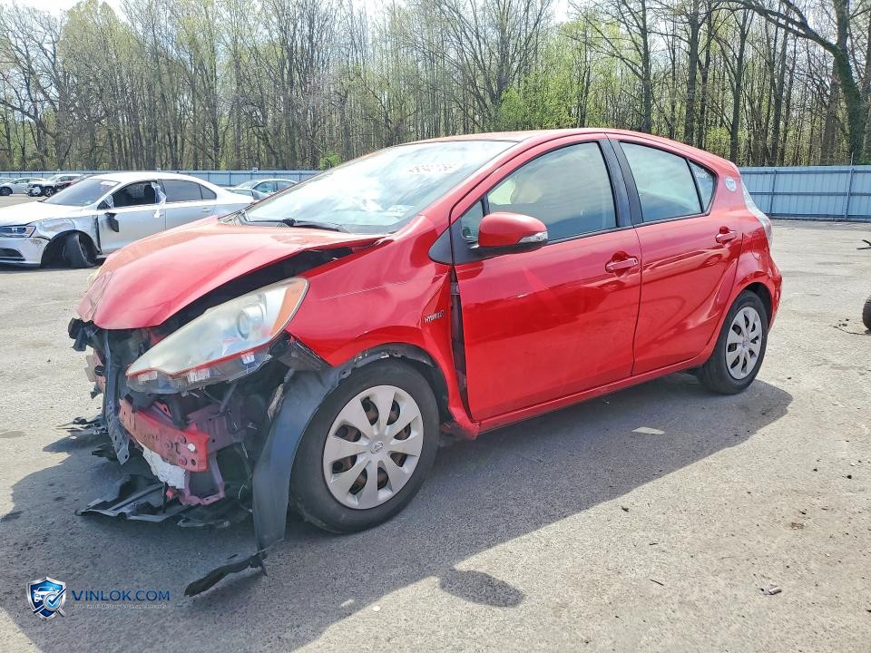 2013 TOYOTA PRIUS C TWO – Lot 49340756 auction photo