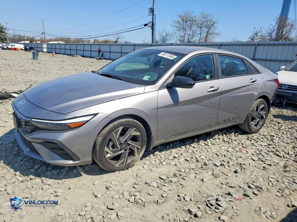 2025 HYUNDAI ELANTRA SEL SPORT – Lot 49411346 auction photo