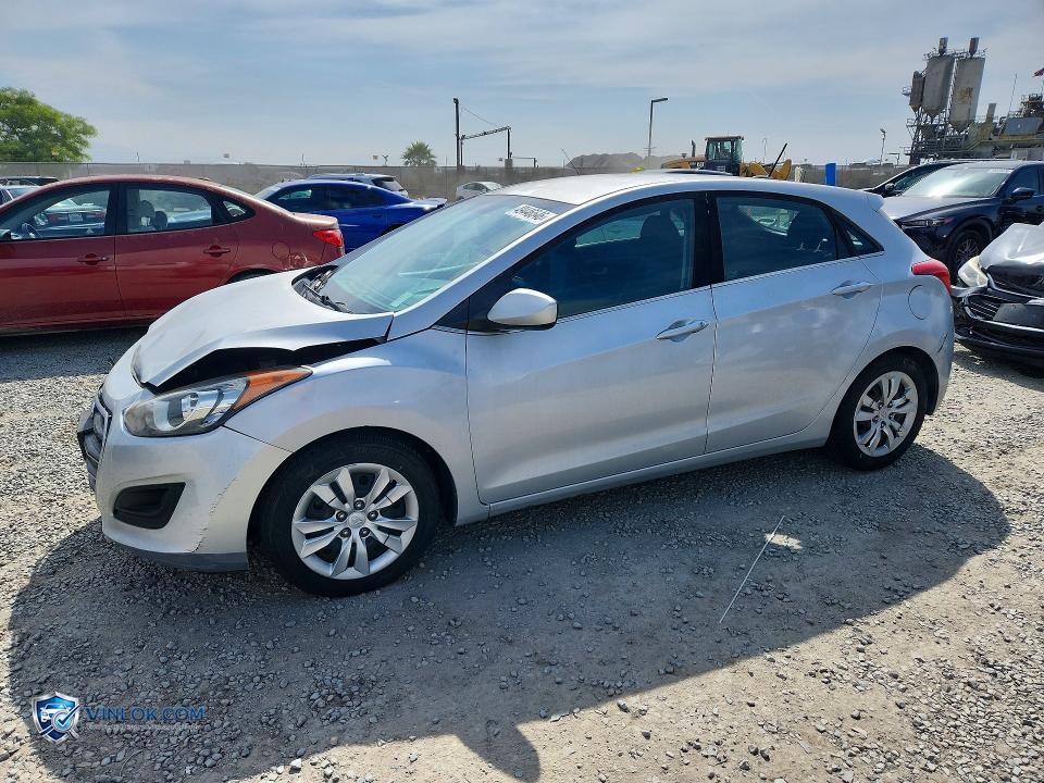 2017 HYUNDAI ELANTRA GT BASE – Lot 49446546 auction photo