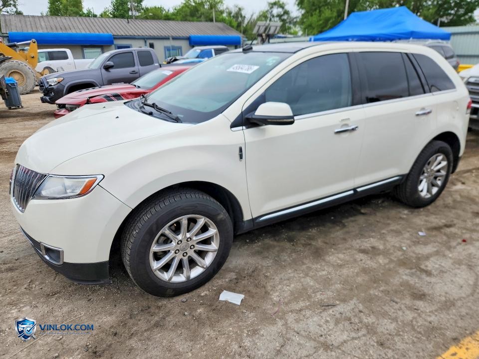 2012 LINCOLN TOWNHOUSE MKX – Lot 49584786 auction photo