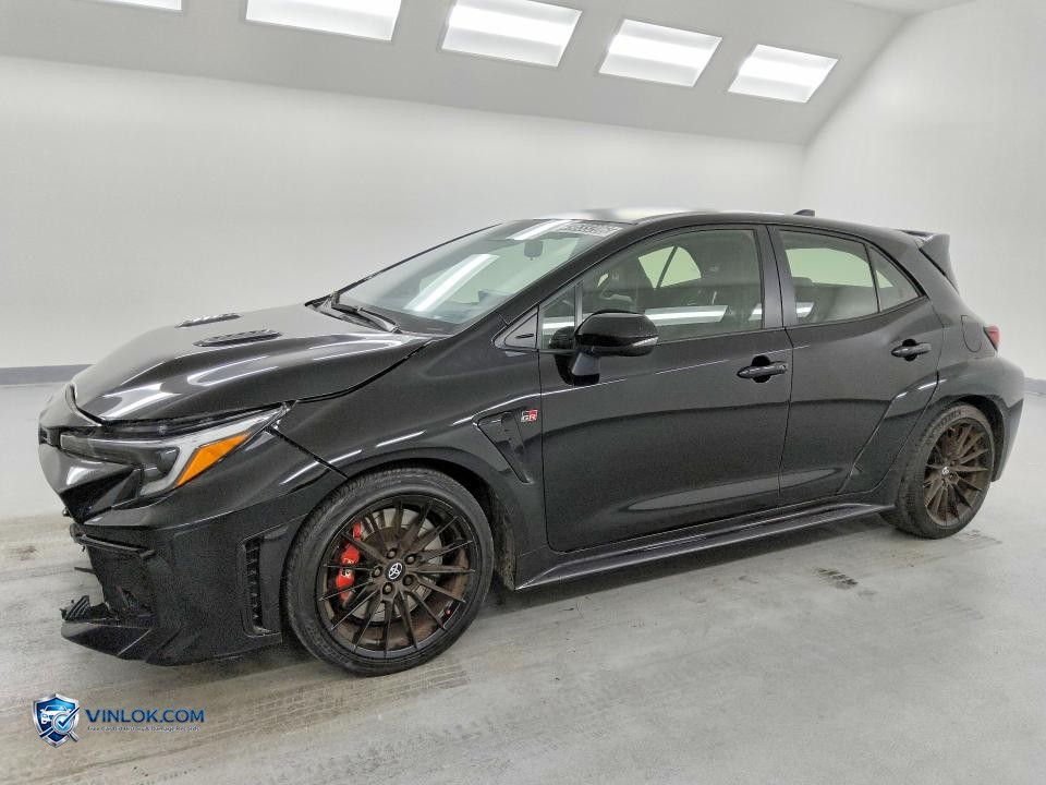 2025 TOYOTA GR COROLLA PREMIUM PLUS – Lot 49633206 auction photo