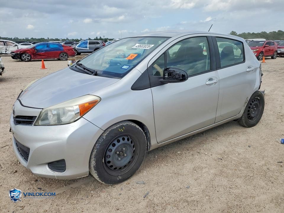 2012 TOYOTA YARIS 5-DOOR LE – Lot 49683026 auction photo