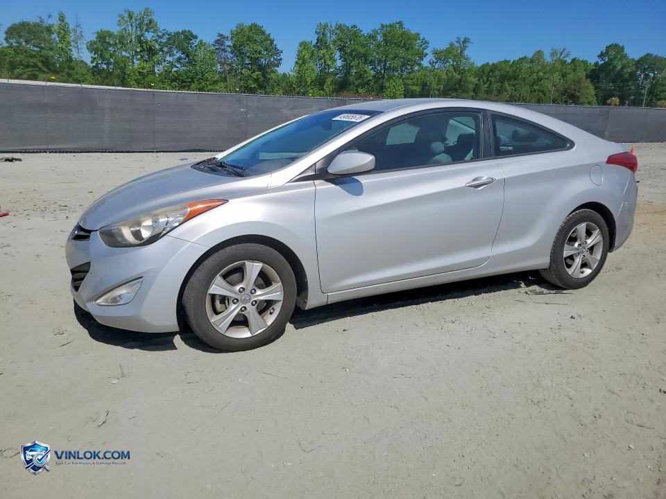 2013 HYUNDAI ELANTRA – Lot 49685676 auction photo