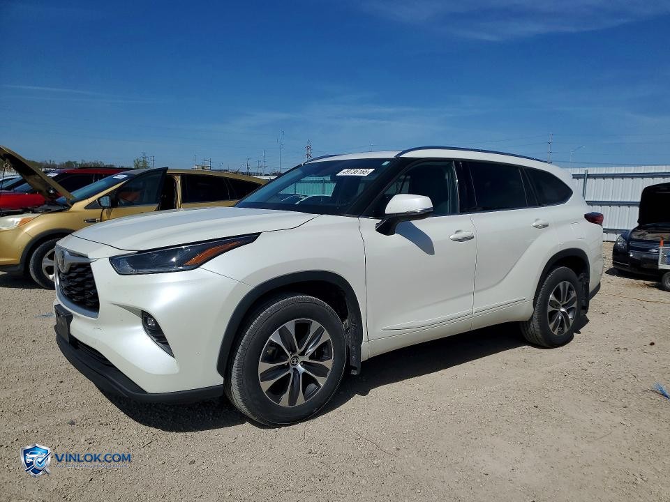 2021 TOYOTA HIGHLANDER XLE – Lot 49736166 auction photo