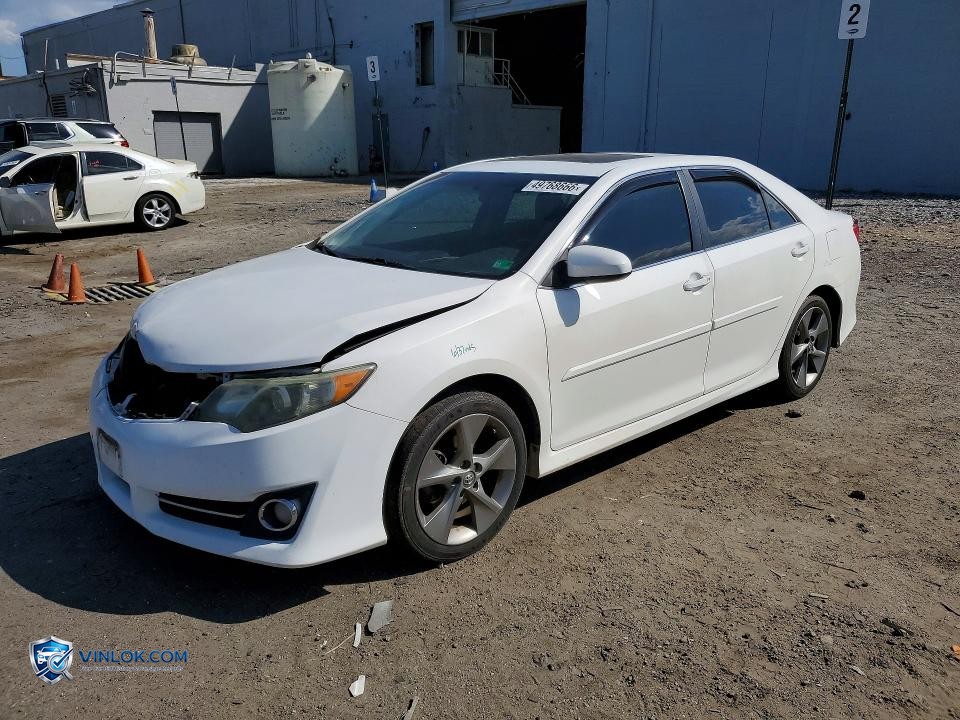2014 TOYOTA CAMRY SE SPORT – Lot 49768666 auction photo