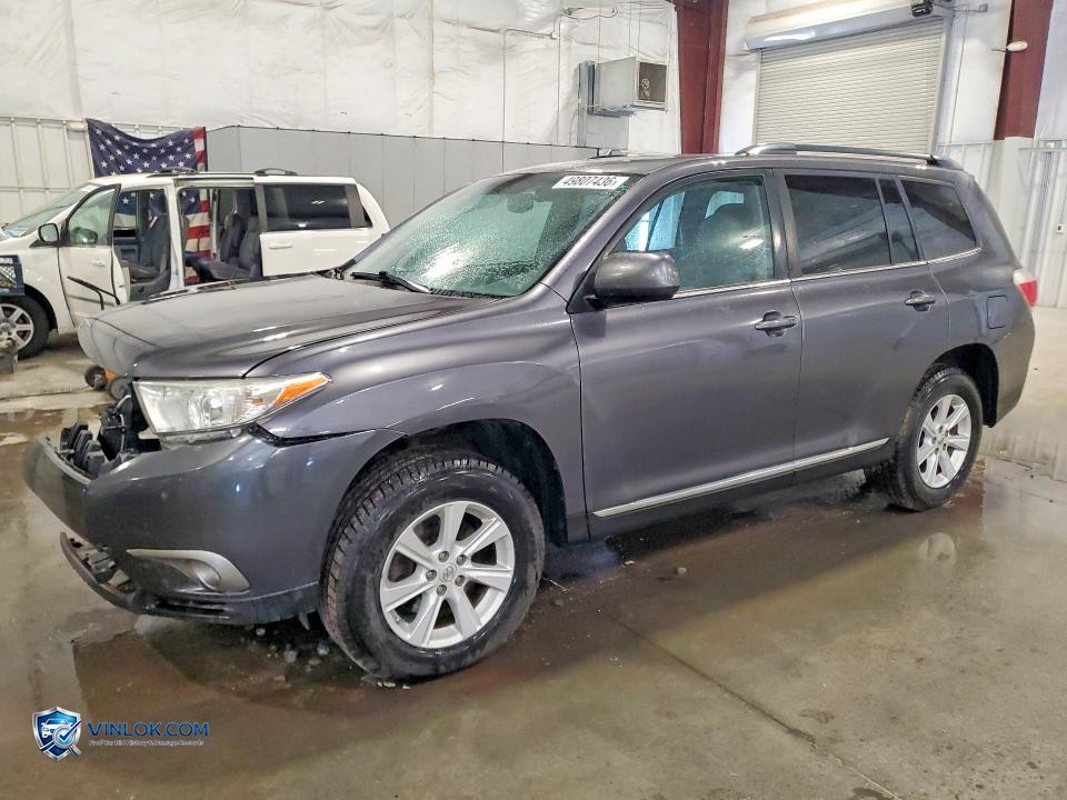 2013 TOYOTA HIGHLANDER SE – Lot 49807436 auction photo